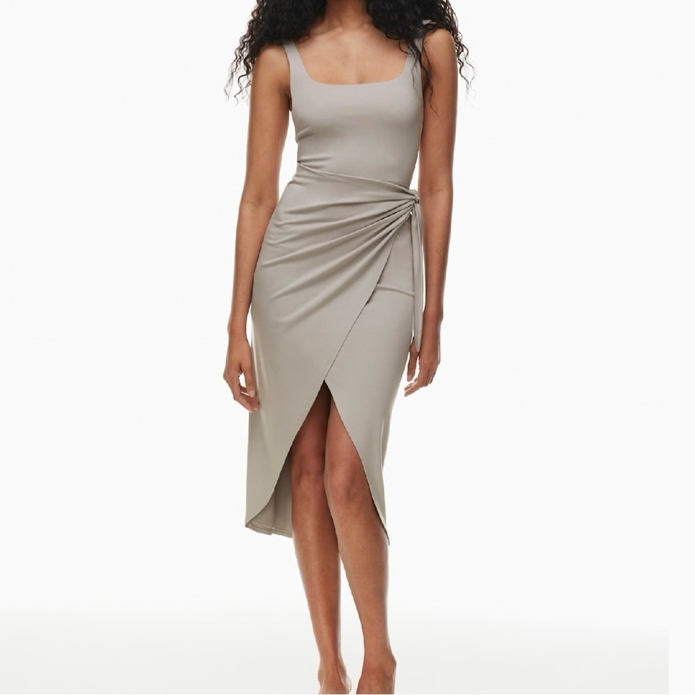 Wilfred Saturn Midi Wrap Dress in Ashen Size S